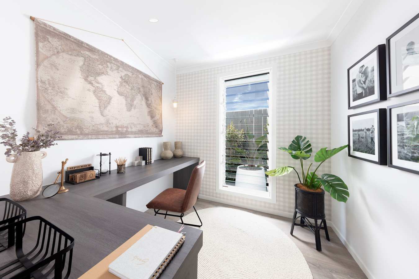 Meridian 27 home design study nook