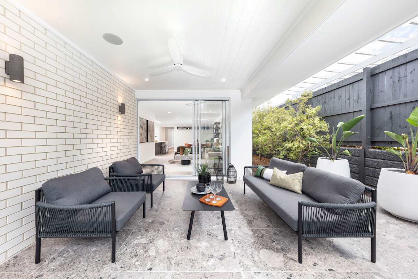 Meridian 27 home design outdoor living