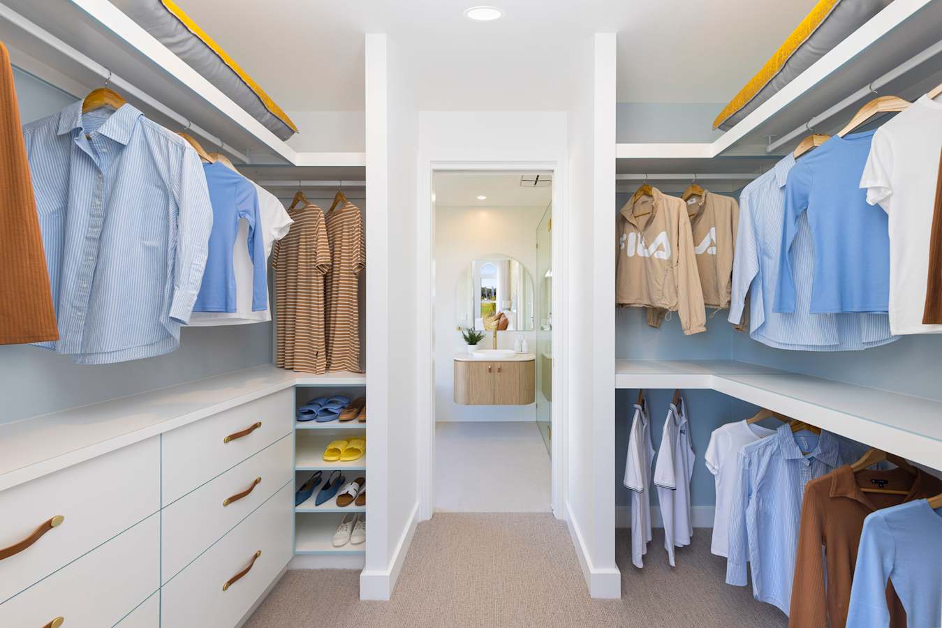 BLK43A house design walk-in-robe