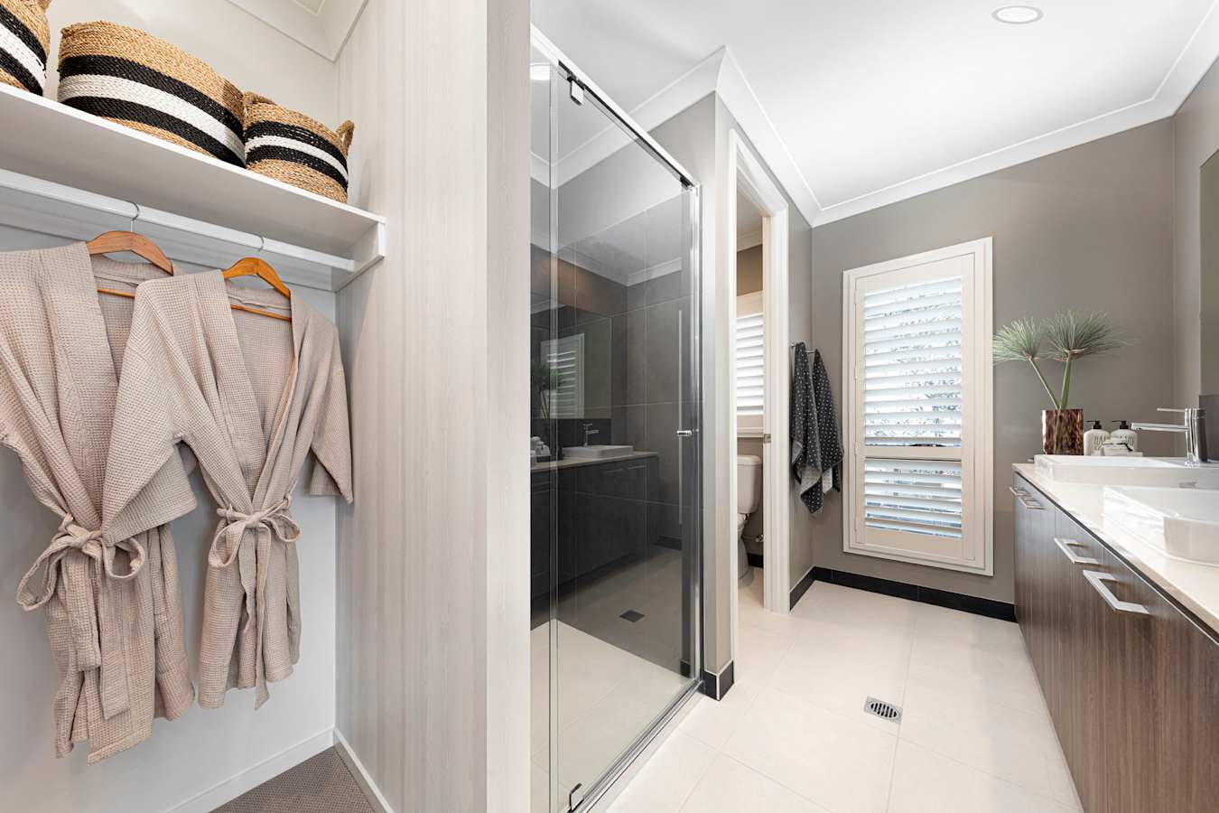 Maple 26 home design ensuite