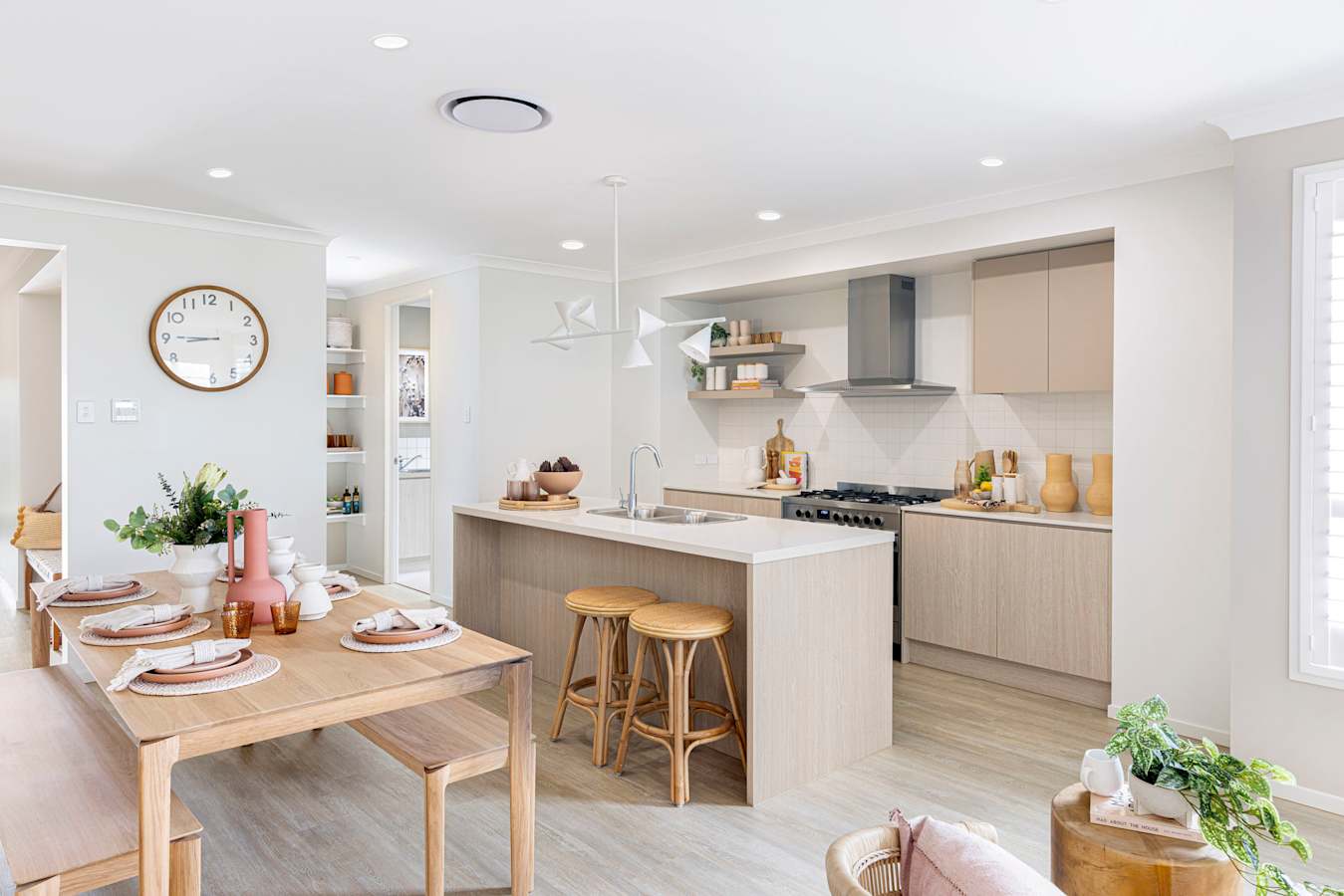 Violet 27 home design dining room