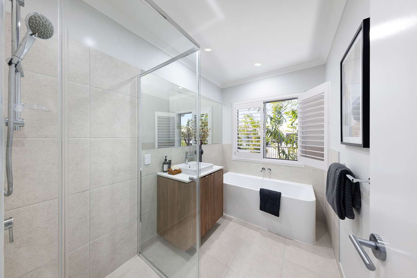 Breeze 22 Home Design on display at Lilywood Landings. Bathroom.