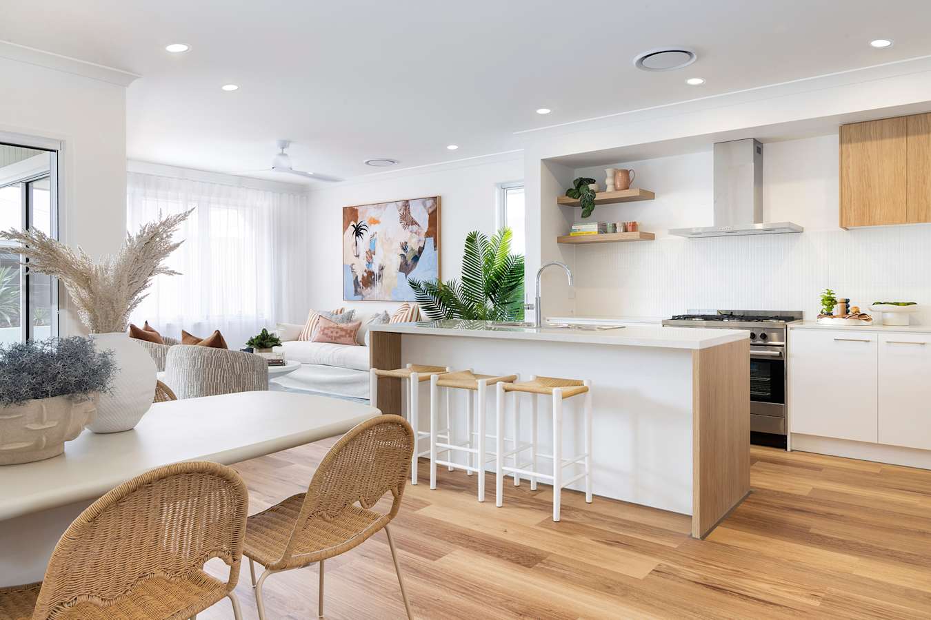 image upload c_limit,f_auto,h_900 v1774417659 home-designs clovelly displays clovelly-23-aura clovelly-23-home-design-aura-display-kitchen