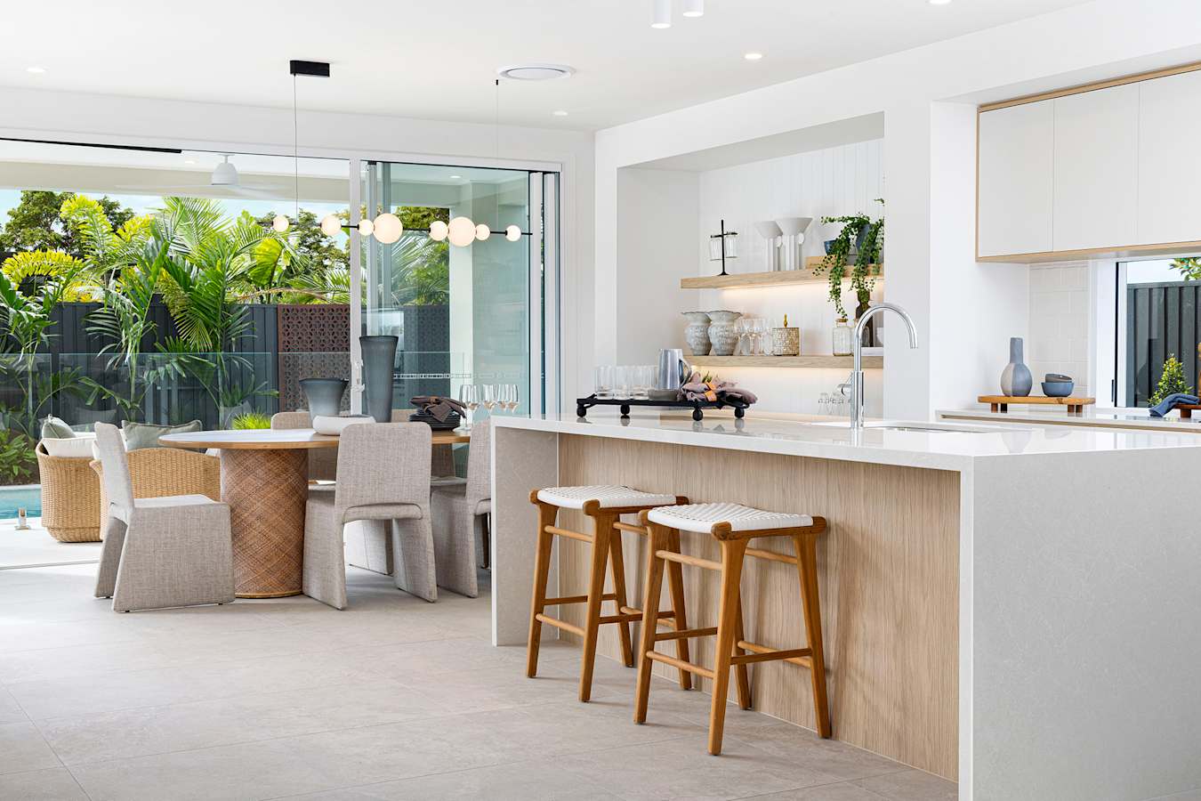 aria 42 kitchen and dining