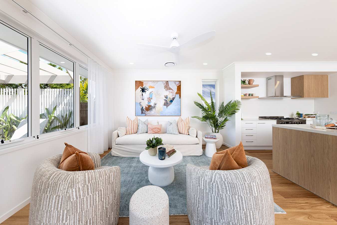 clovelly 23 living