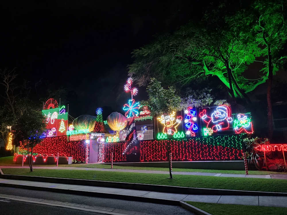 Where to See Christmas Lights Brisbane