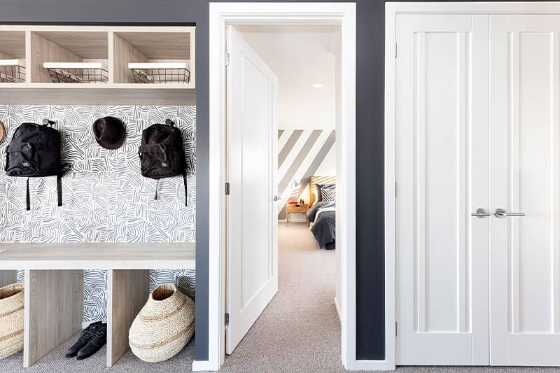 What is an Architrave