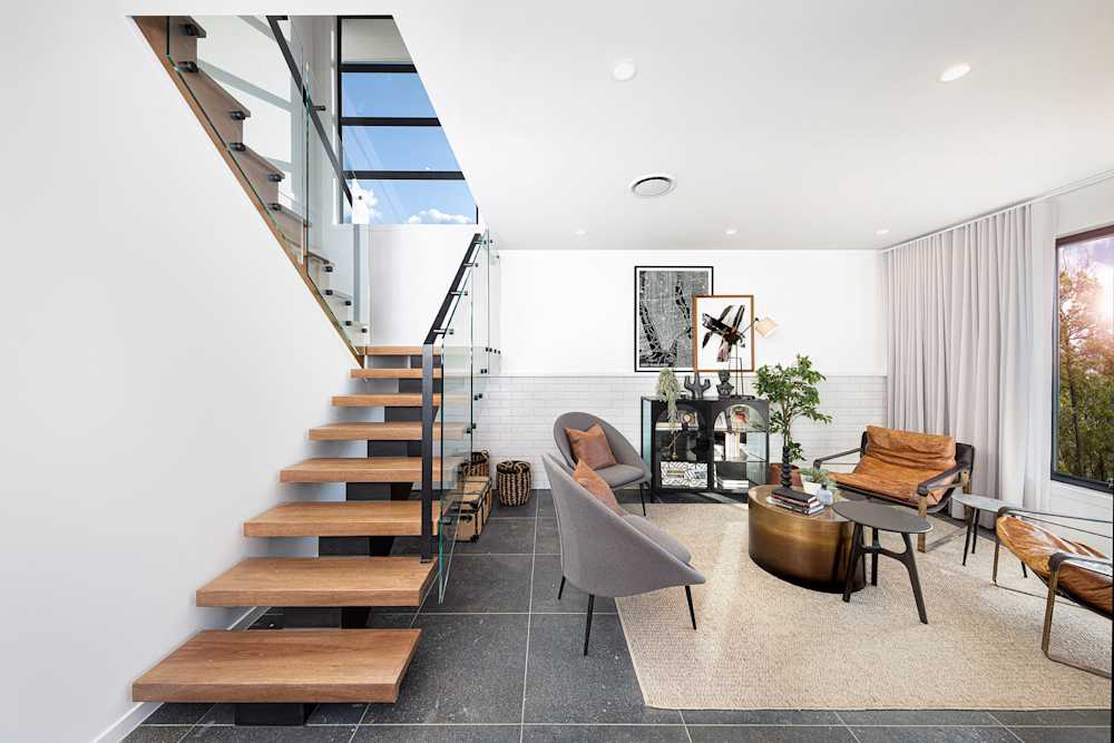 image upload c_limit,f_auto,w_1000 v1759380452 curtains-vs-blinds3