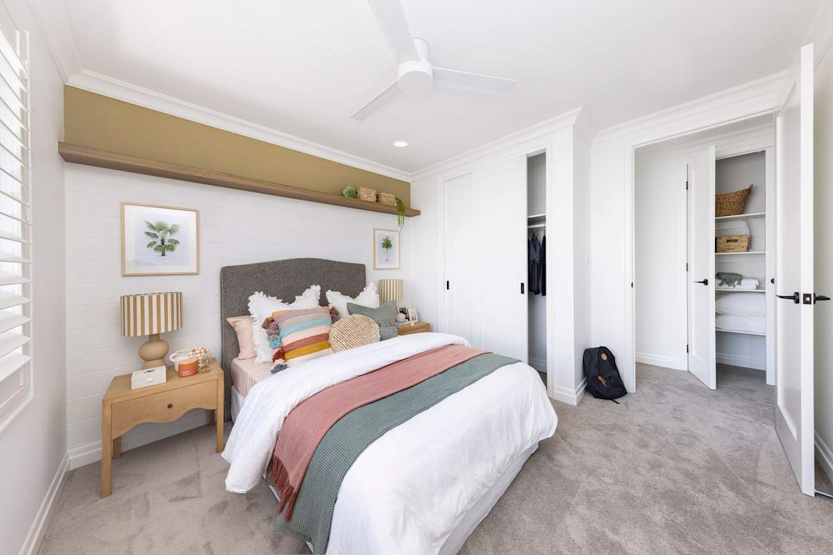 Grayson 33 home design bedroom