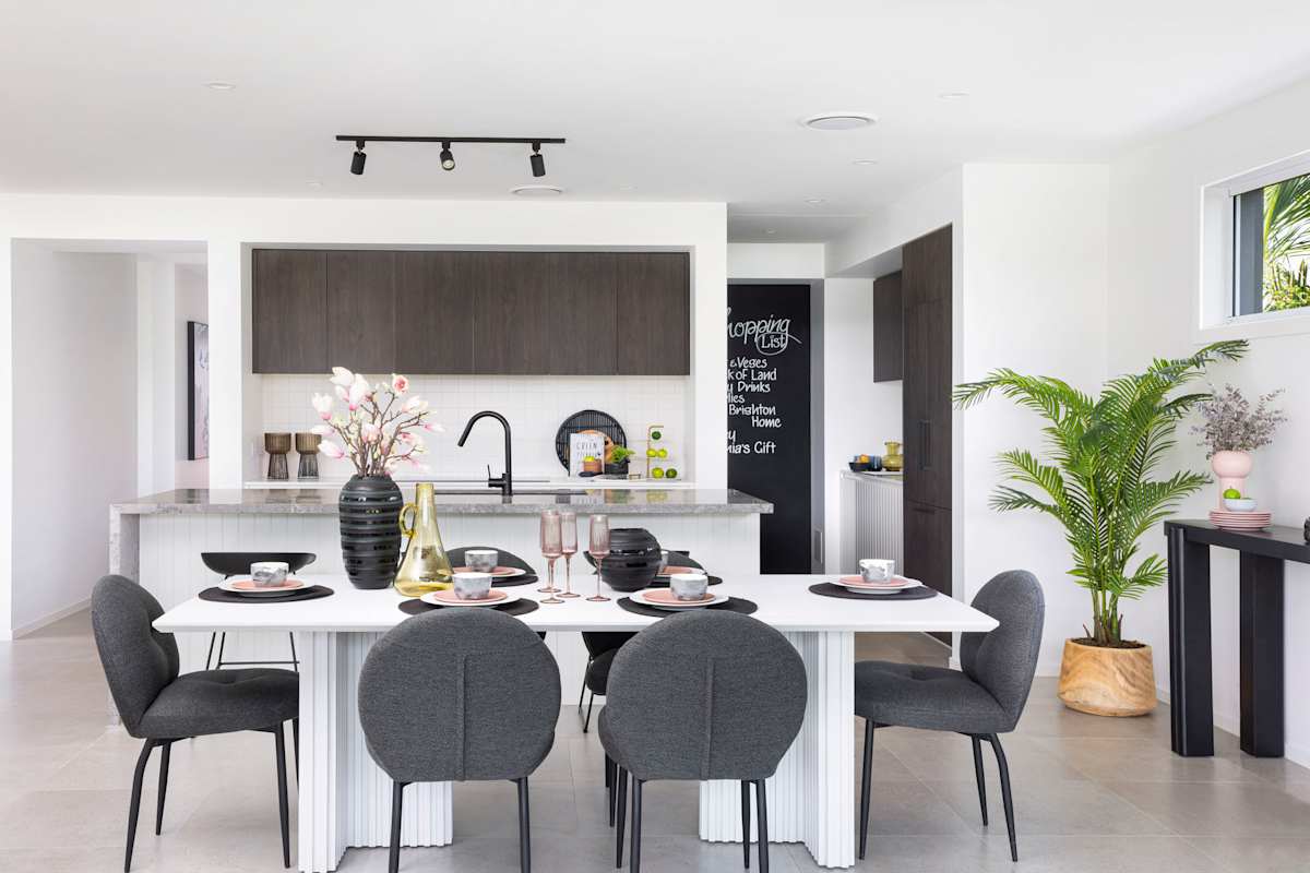 Preston 35 home design dining room