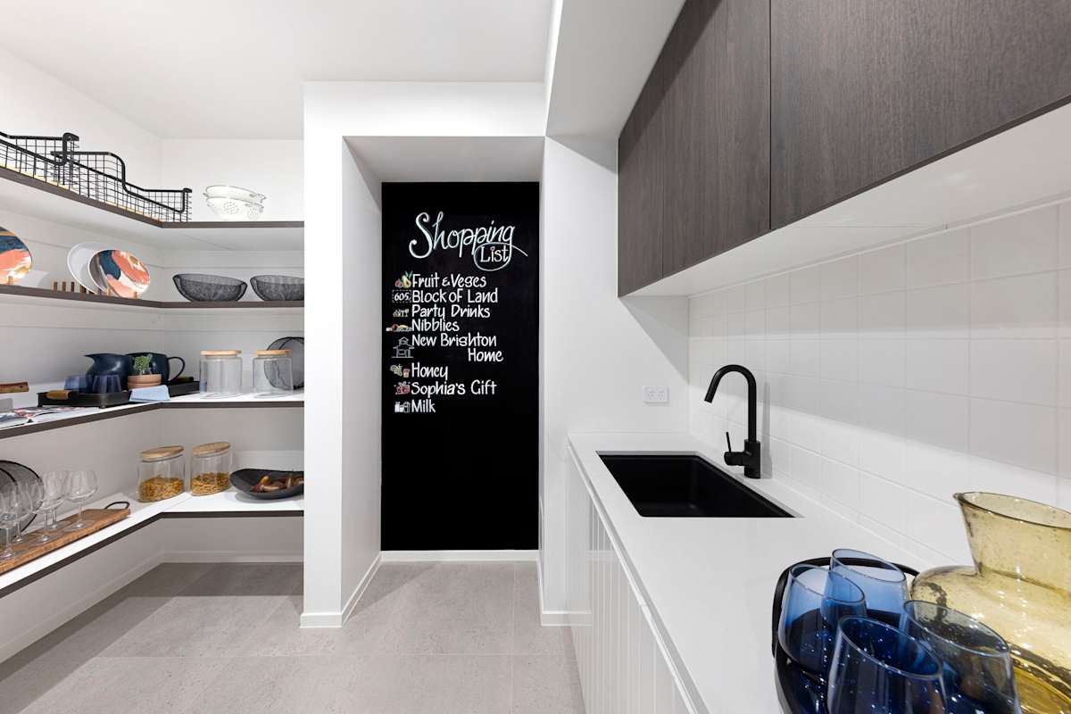 Preston 35 home design walk-in-pantry