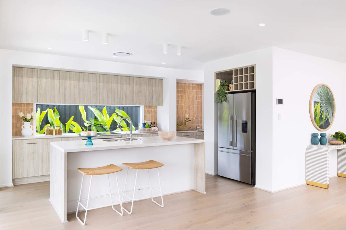 Grayson 33 home design kitchen