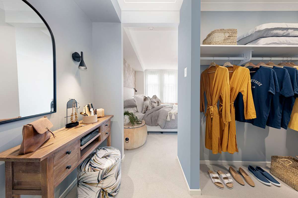 Raine 26 home design walk-in-robe