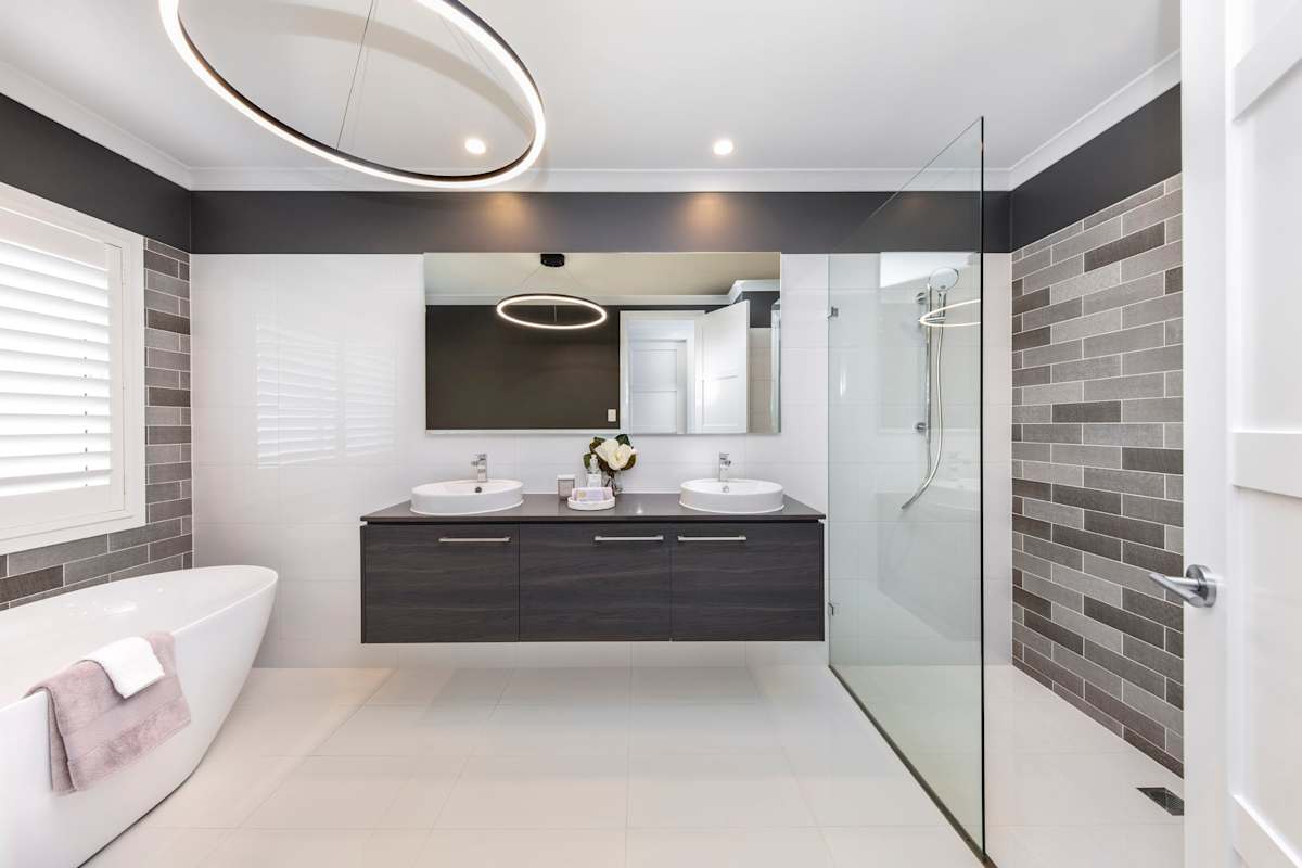 Huxton 35 house design bathroom