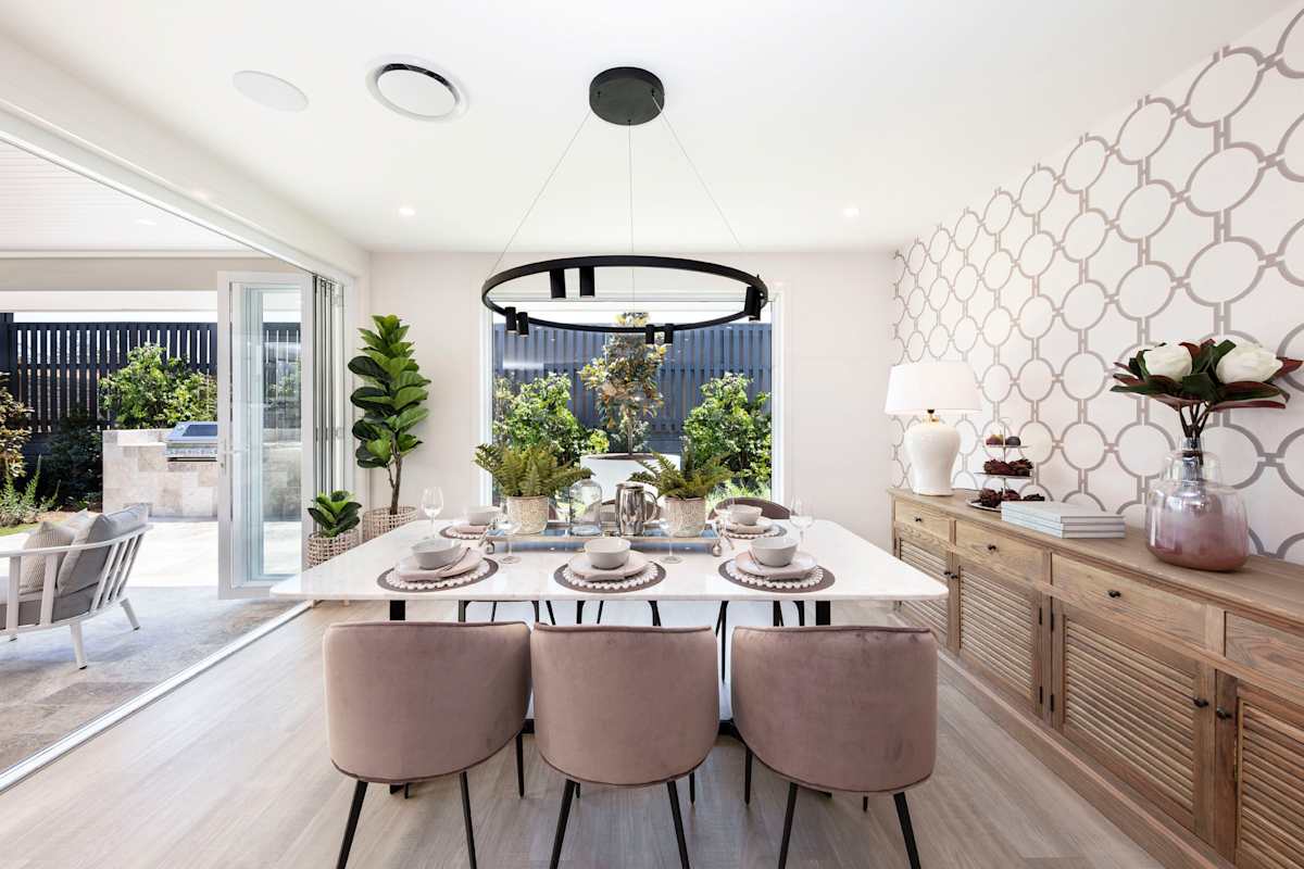 Huxton 35 house design dining room