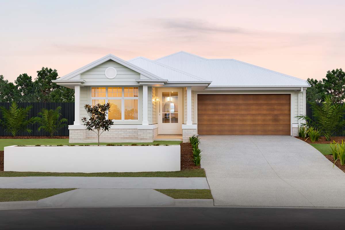 Melody 24 house design with Nantucket facade - display