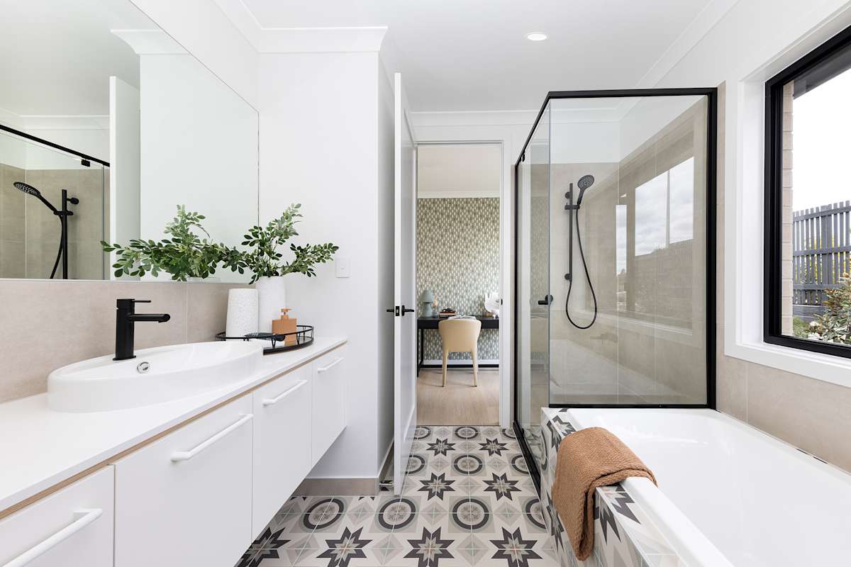 San Marino 31 home design bathroom