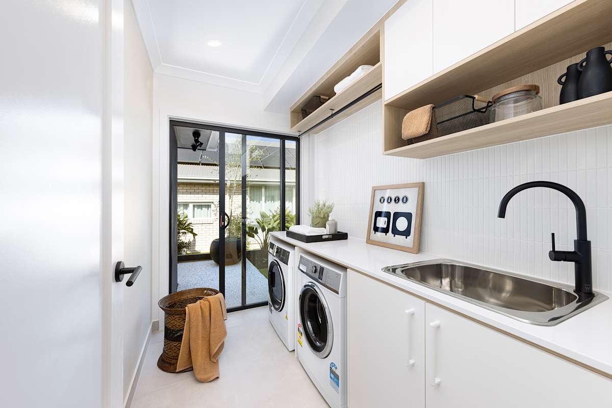 San Marino 31 home design laundry