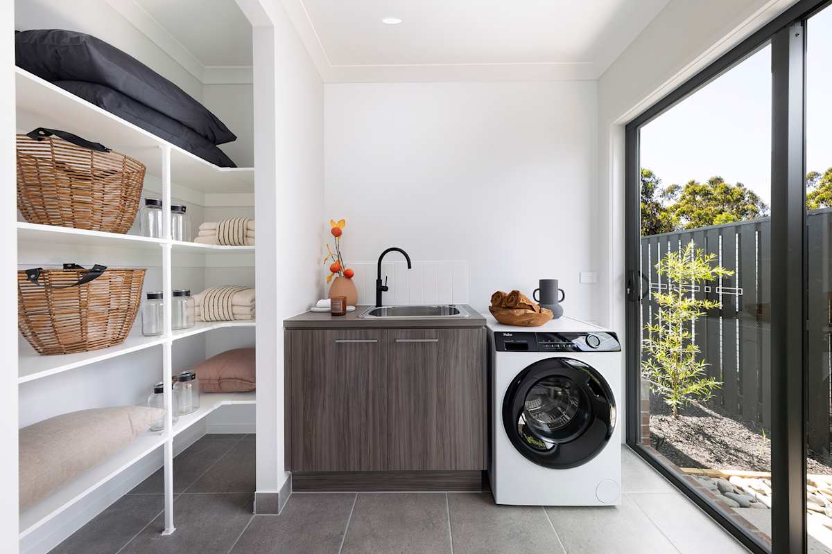 River 27 home design laundry