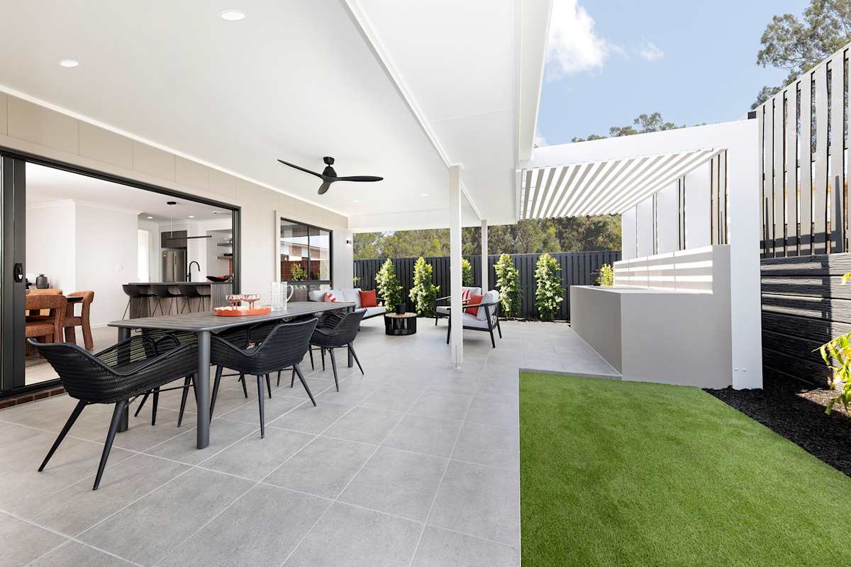 River 27 home design outdoor living