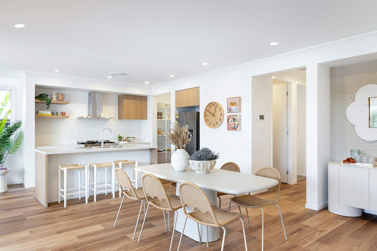 image upload c_limit,f_auto,w_1200 v1774417660 home-designs clovelly displays clovelly-23-aura clovelly-23-home-design-aura-display-dining