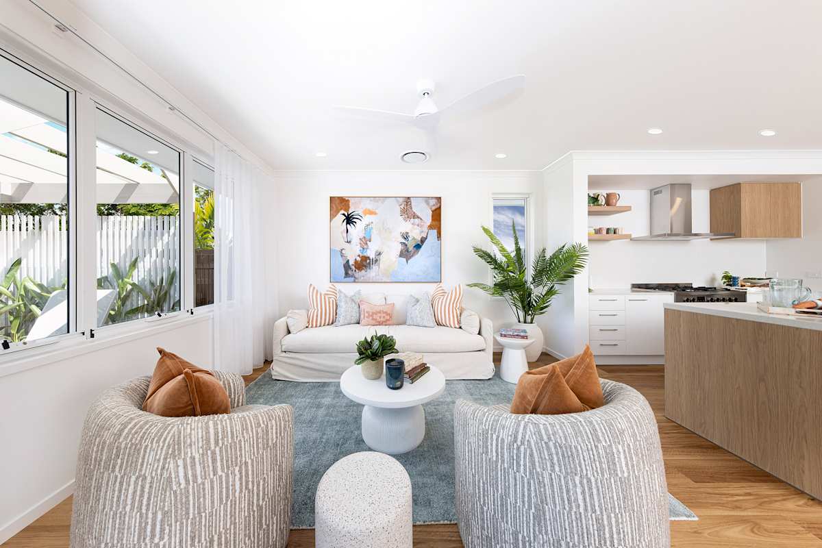 clovelly 23 living