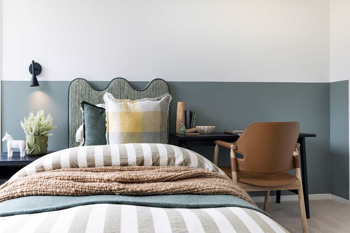 image upload c_limit,f_auto,w_1200 v1790638186 home-designs san-marino displays san-marino-31-everleigh san-marino-31-house-design-bedroom-everleigh-display