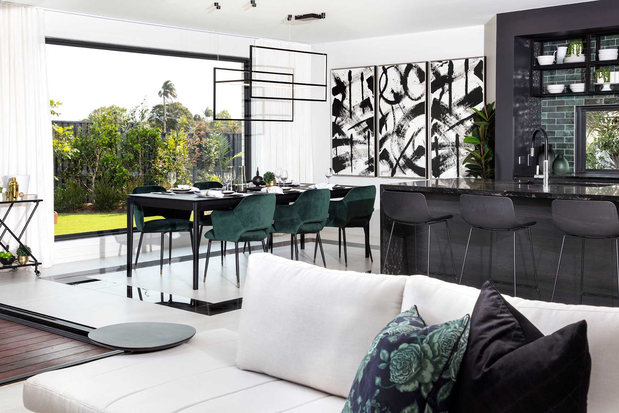 Aria 37 house design living room