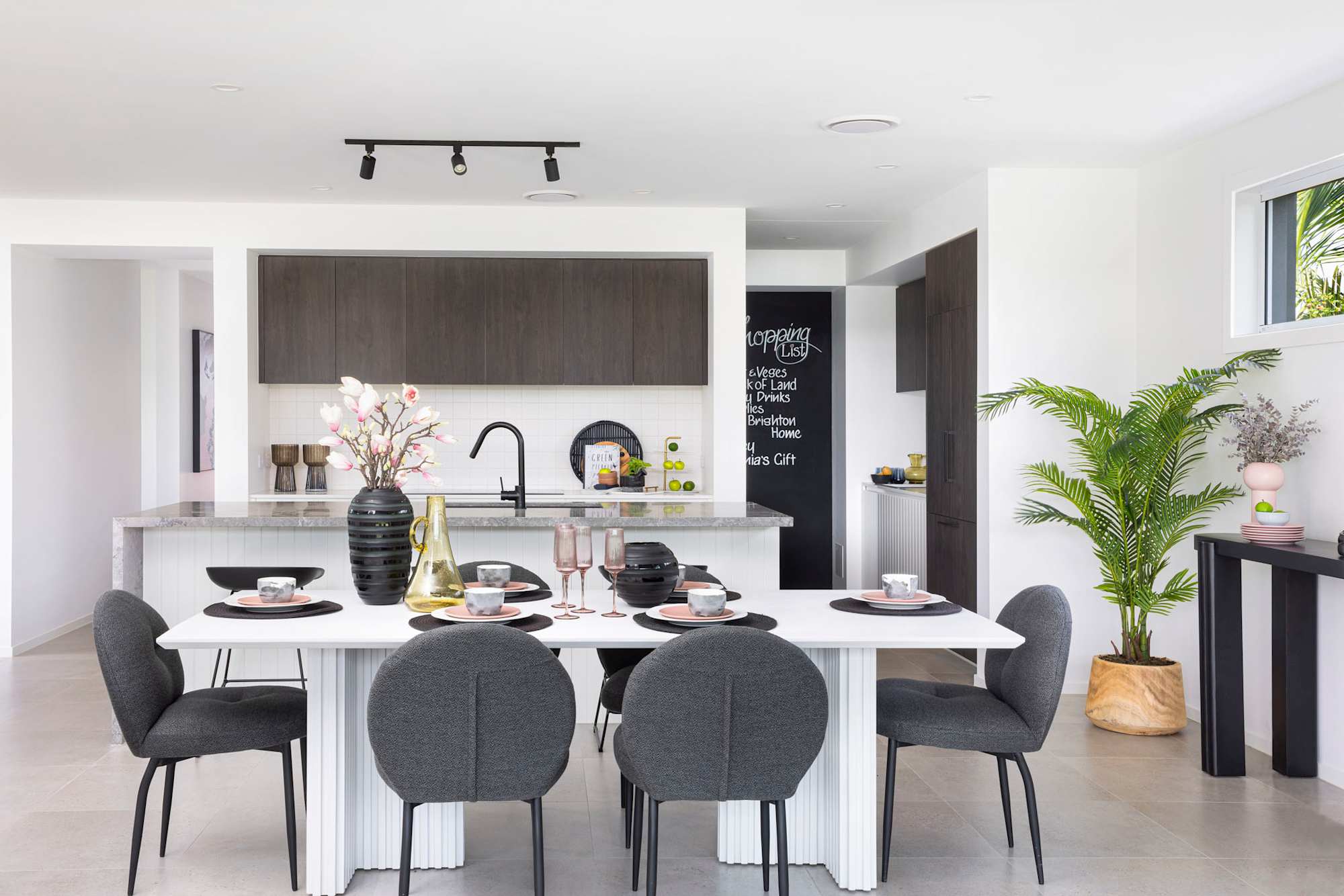 image upload c_limit,f_auto,w_2000 v1759458586 content-images modern-house-design preston-35-house-design-dining-room