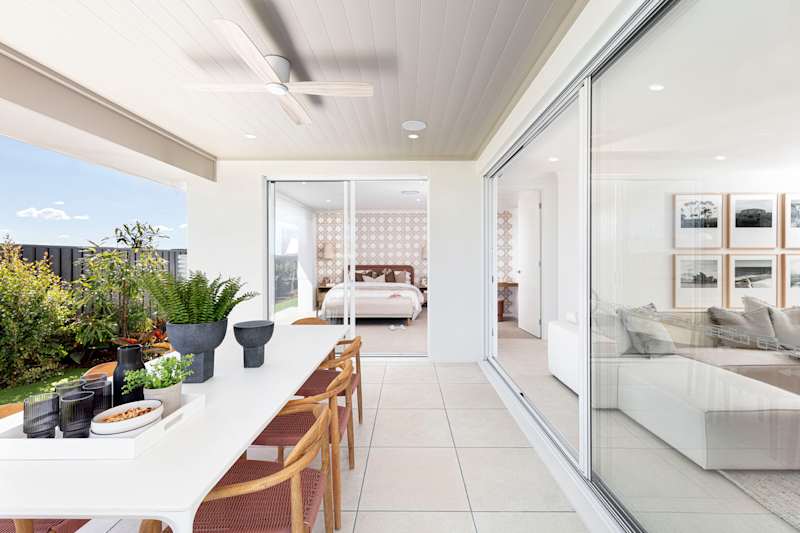 Lola 25 home design outdoor living