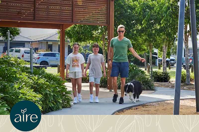 Aire Estate - Lilywood