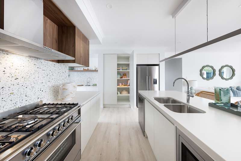 meridian 24 kitchen