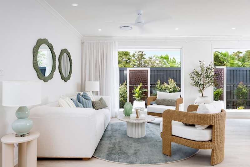 image upload c_limit,f_auto,w_800 v1783306337 home-designs meridian displays meridian-24-aura meridian-24-home-design-aura-display_livingroom