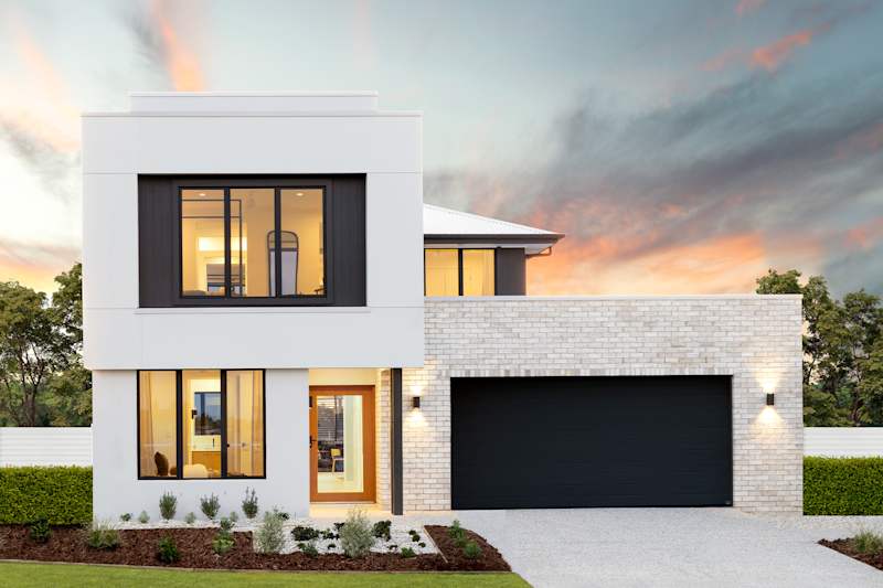 Liana 34 on display with Edge facade