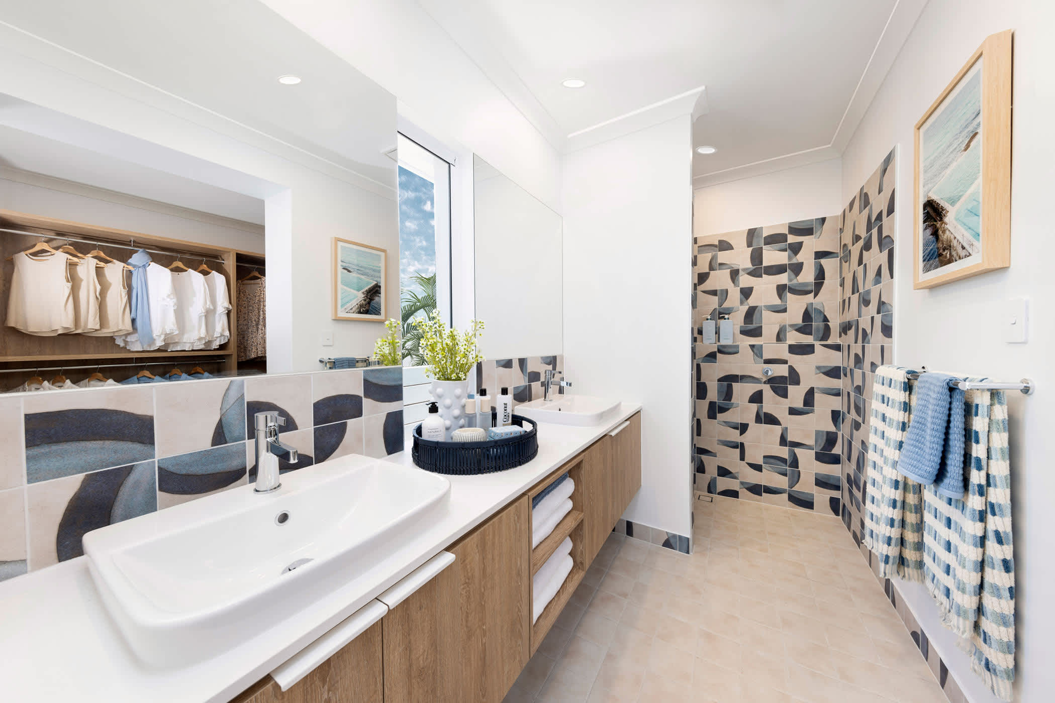 Harri 27 home design ensuite