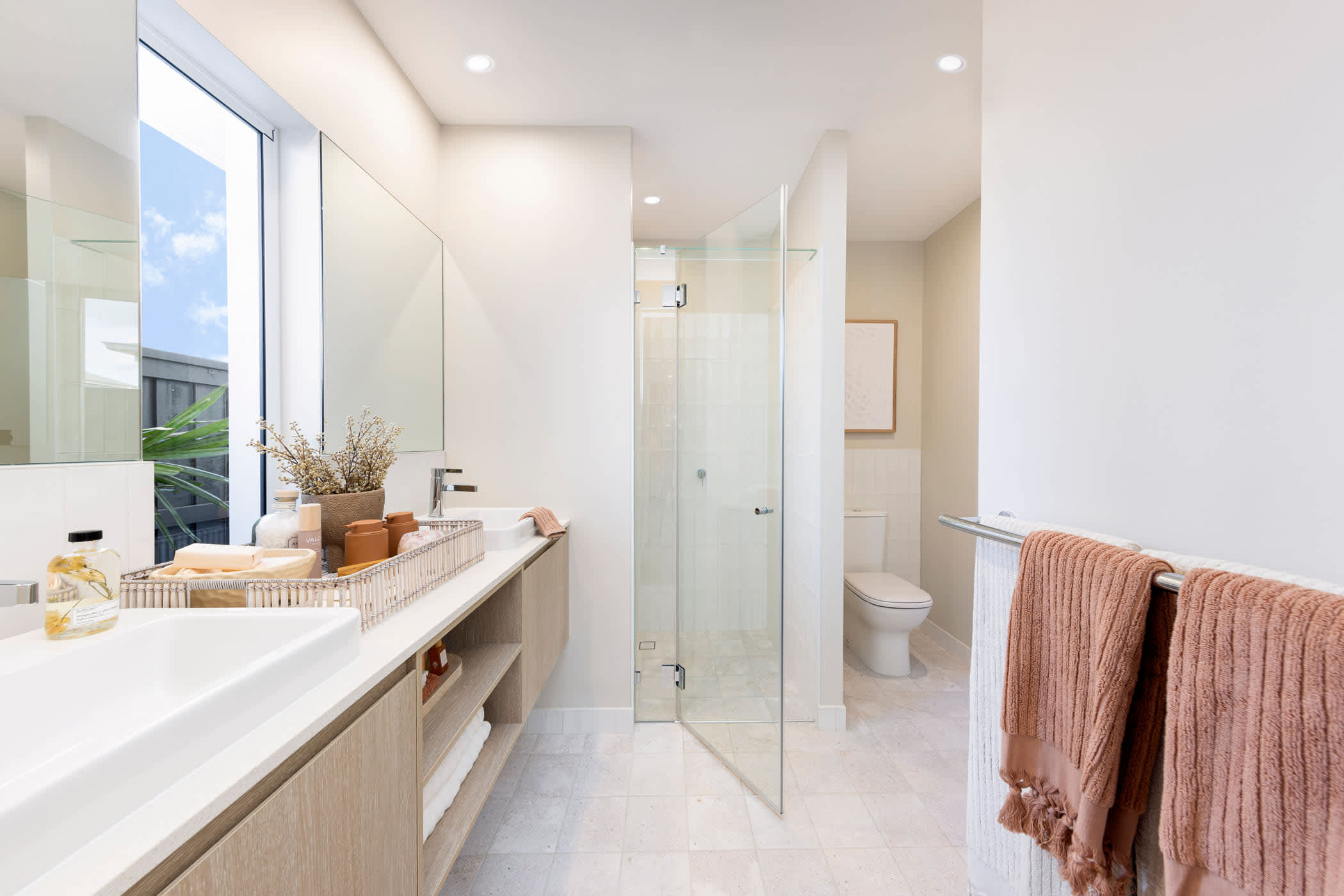 Oasis 26 home design ensuite